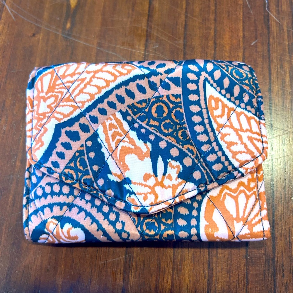 Vera Bradley wallet‎